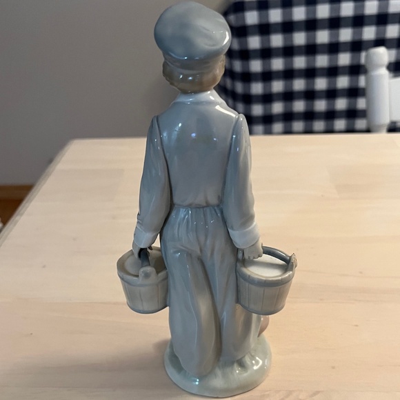 Blue Lladro Dutch Boy With Milk Pails Buckets Porcelain Figurine 4811 - Picture 2 of 8